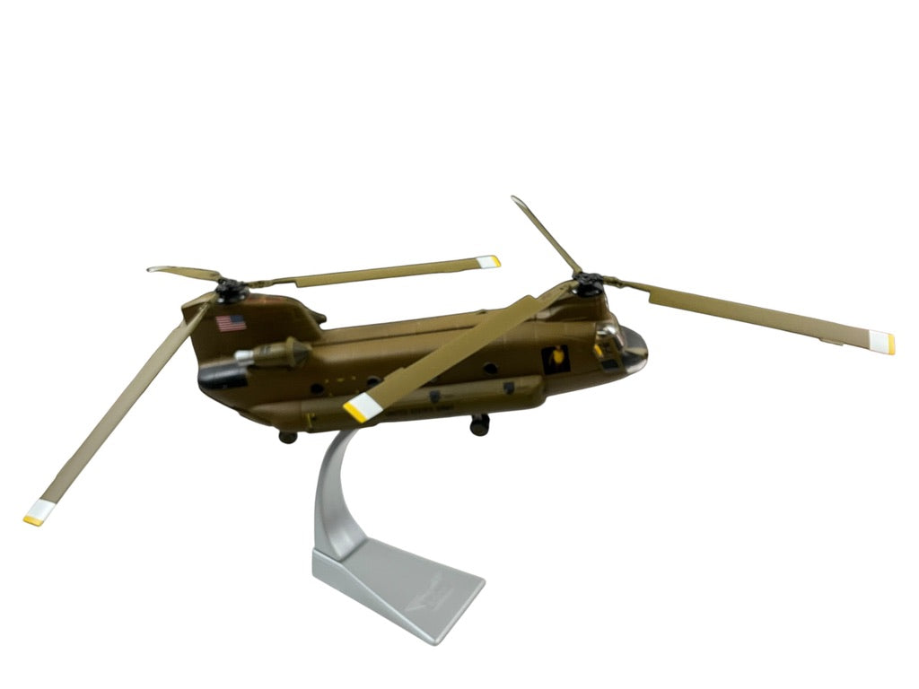 1/72 Corgi (AA34201) Boeing Vertol CH47C Chinook (15846) Schwabish-Hall, Germany, 1975, 180th Aviation Company, U.S. Army (Limited Edition)