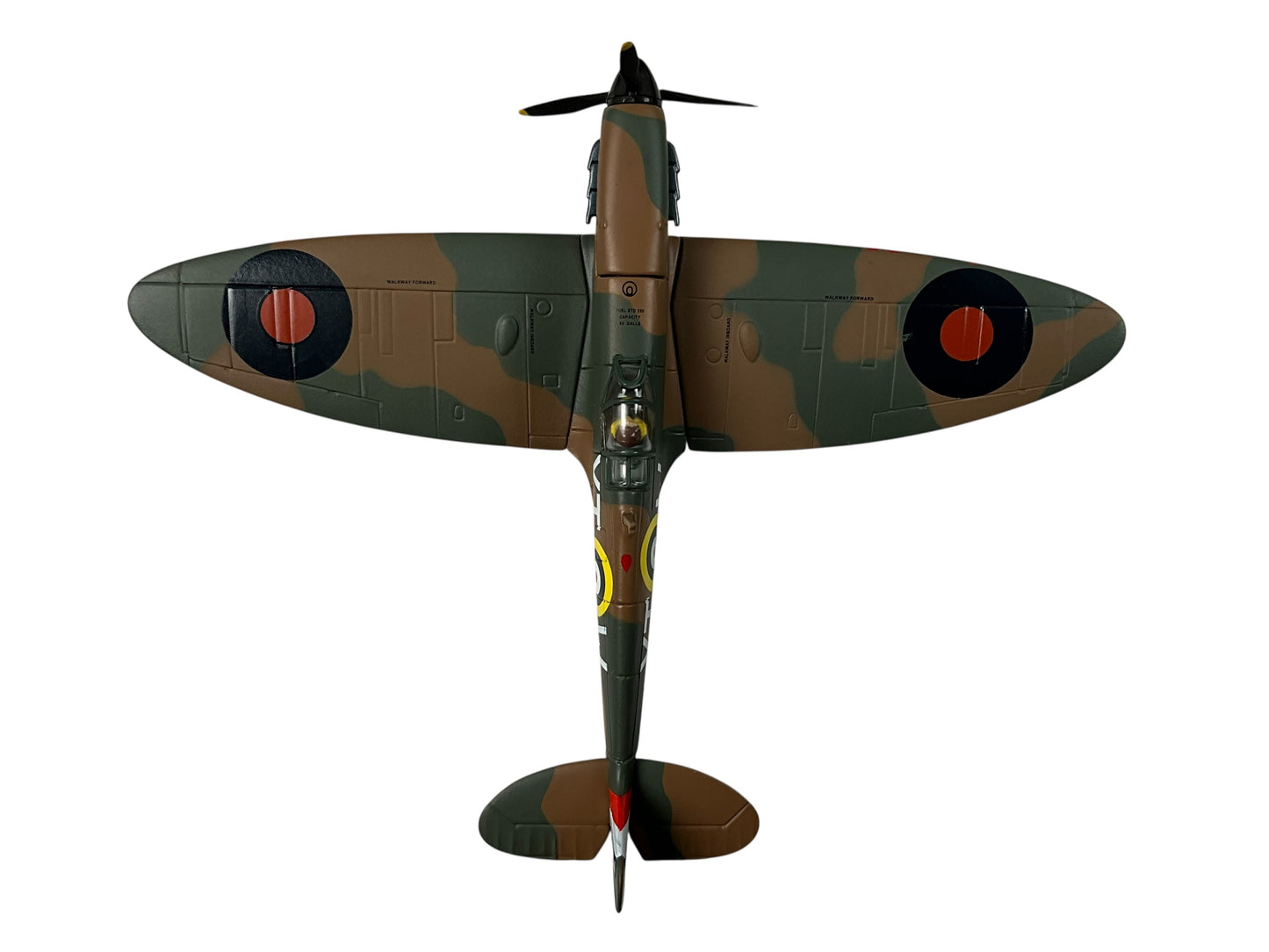 1/72 Corgi (49004) Supermarine Spitfire Mk.1 (R6835 / XT-W) flown by Flg.Off. Brian Carbury (N.Z. Ace 15+1/2 Kills) No.603 Sqdn. R.A.F. (Limited Edition) 2000 Release