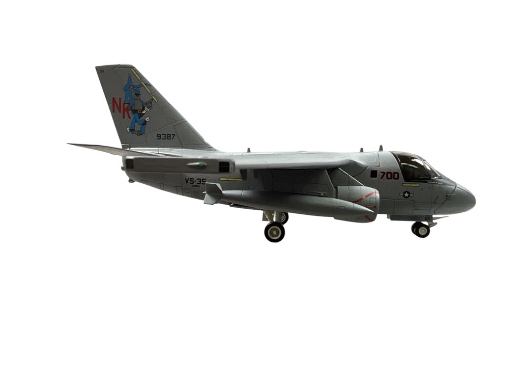 1/72 HobbyMaster (HA4905) Lockheed S3B Viking (NK700) NAVY-1 "George BUSH Victory over Iraq Speech" aboard U.S.S. Abraham Lincoln, May-01 2003, VS35 U.S. Navy (Limited Edition) 2016 Release