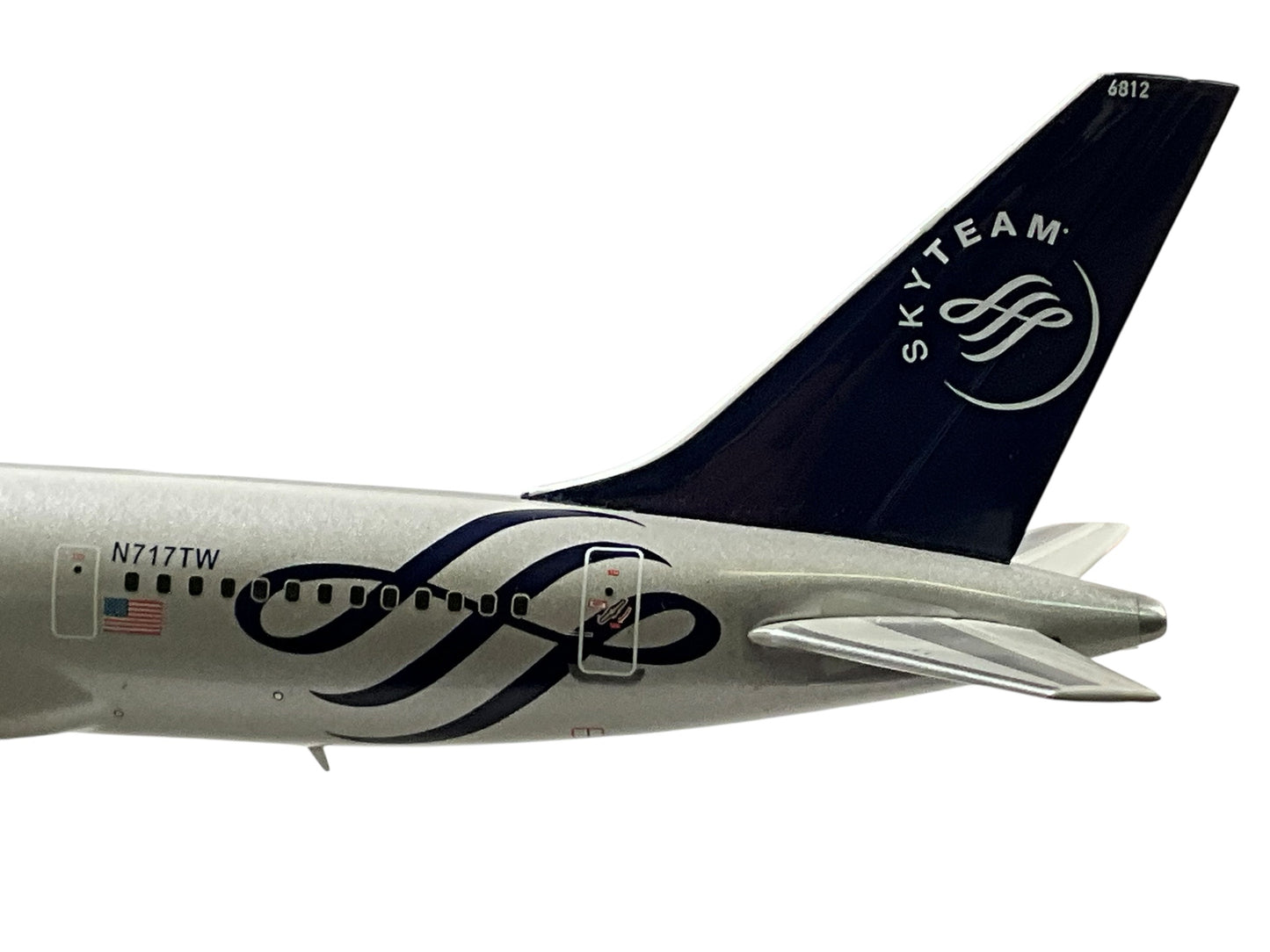 1/200 Gemini200 (G2DAL166) Boeing B757-200 (N717TW) "SKYTEAM" Livery  Delta Airlines (Limited Edition) 2010 Release
