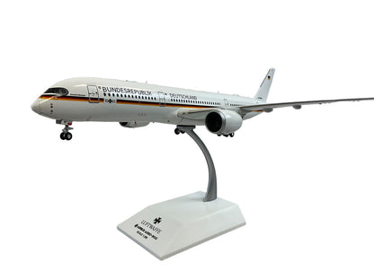 1/200 JC-Wings (JC20023) Airbus A350-900 (10-01) Deutche Bundes Luftwaffe (Limited Edition)