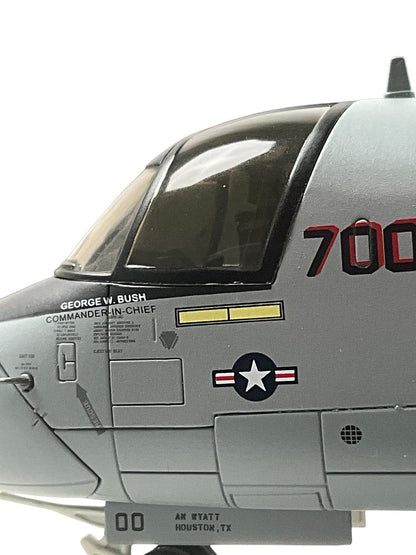 1/72 HobbyMaster (HA4905) Lockheed S3B Viking (NK700) NAVY-1 "George BUSH Victory over Iraq Speech" aboard U.S.S. Abraham Lincoln, May-01 2003, VS35 U.S. Navy (Limited Edition) 2016 Release