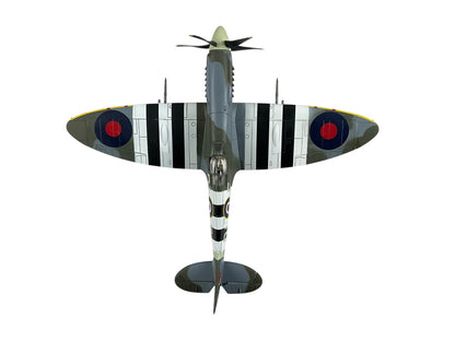 1/48 Hobbymaster (HA7103) Supermarine Spitfire Mk.XIV (RM656 / DL+F) flown by French pilot Jean Marie Maridor (4 kills & 11 V1's) 91 Sqdn R.A.F. Aug.3 1944 (Limited Edition of 1751)