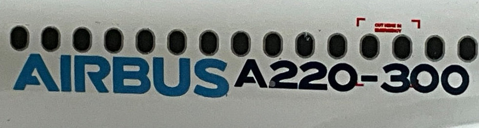 1/200 Herpa (559515) Airbus A220-300 (C-FFDO) "Airbus House Livery" Airbus (Limited Edition)