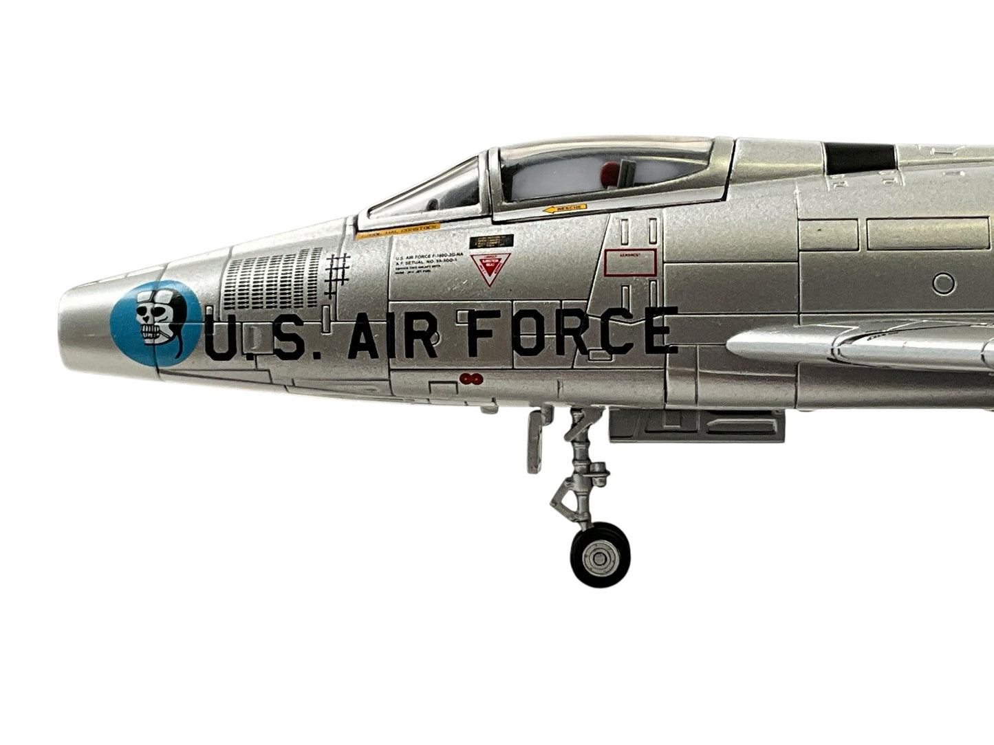 1/72 HobbyMaster (HA2101) North American F100D Super Sabre (053604) flown by Lt.Col. Harold E. Comstock July 1966 Bien Hoa AB, South Vietnam 481st TFS 27th TFW, U.S.A.F. (Limited Edition of 2500)