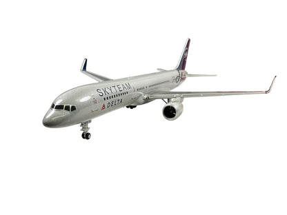 1/200 Gemini200 (G2DAL166) Boeing B757-200 (N717TW) "SKYTEAM" Livery  Delta Airlines (Limited Edition) 2010 Release