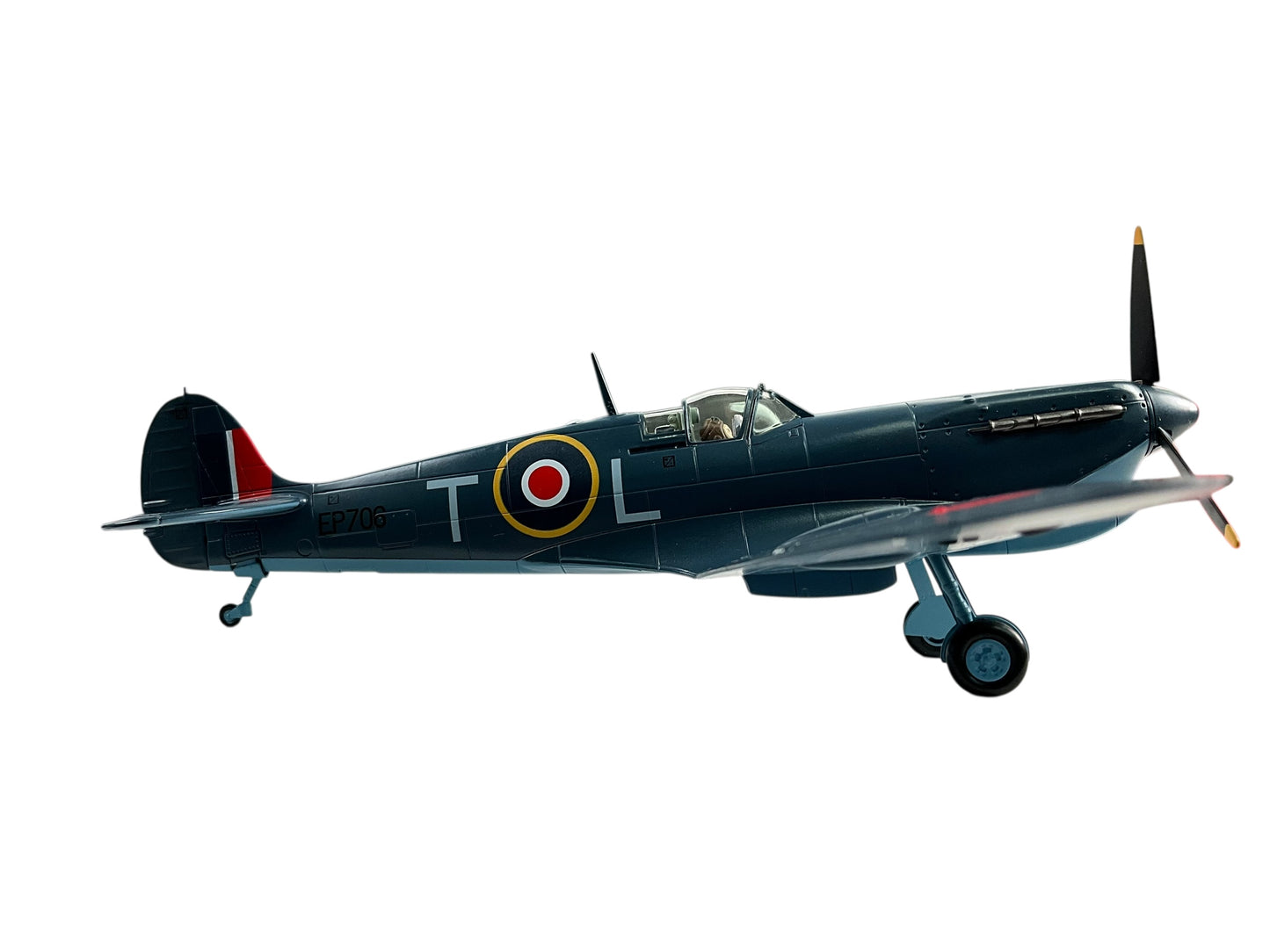 1/48 Hobbymaster (HA7864) Supermarine Spitfire Mk.Vb Trop (EP706 / T+L) flown by R.C.A.F. Ace Geoege "Buzz" Beurling Malta 1942 No. 249 Sqn R.A.F. (Limited Edition)