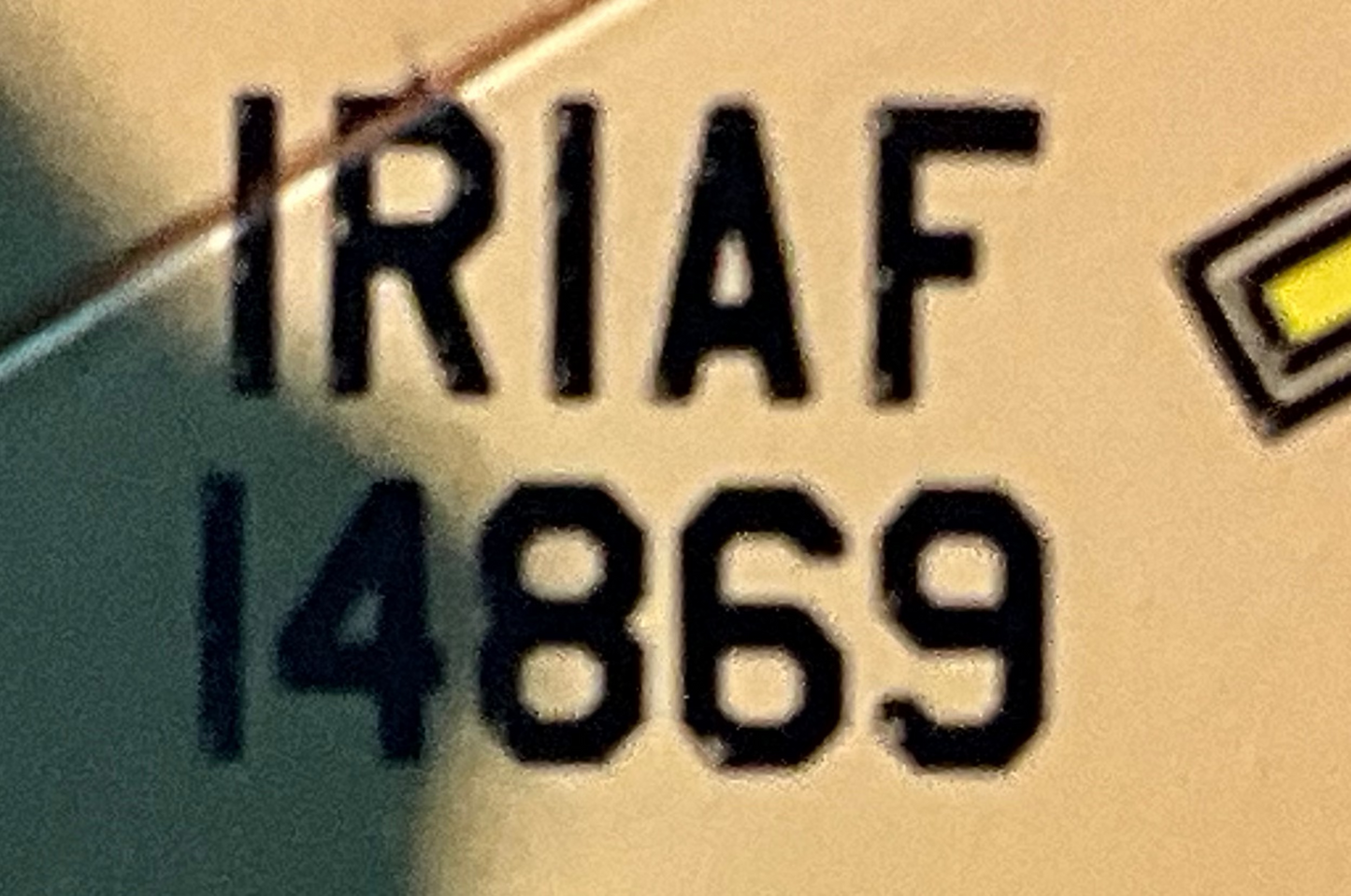 1/72 HobbyMaster (HA1999) McDonnell Douglas F4D Phantom II (67-14869/3-6697) Shiraz AB, Sept 1980, 71st TFS, TFB.7, Islamic Republic of Iran Air Force (Limited Edition)