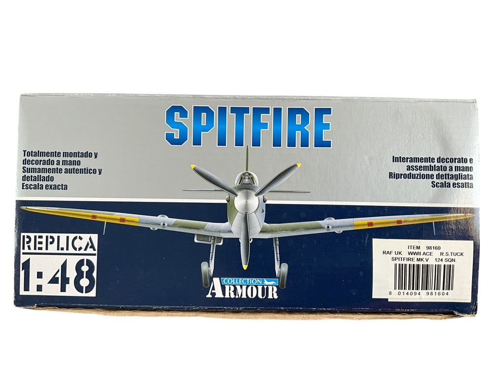 1/48 Armour/Franklin Mint (98160) Supermarine Spitfire MK.V (RS+T) flown by WWII Ace W/C R.S. Tuck 124 Sqdn R.A.F. (Limited Edition)