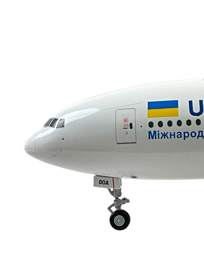 1/200 JC Wings (LH2AUI120) Boeing B777-200ER (UR-GOA) Ukraine International Airlines (Limited Edition) 2018 Release