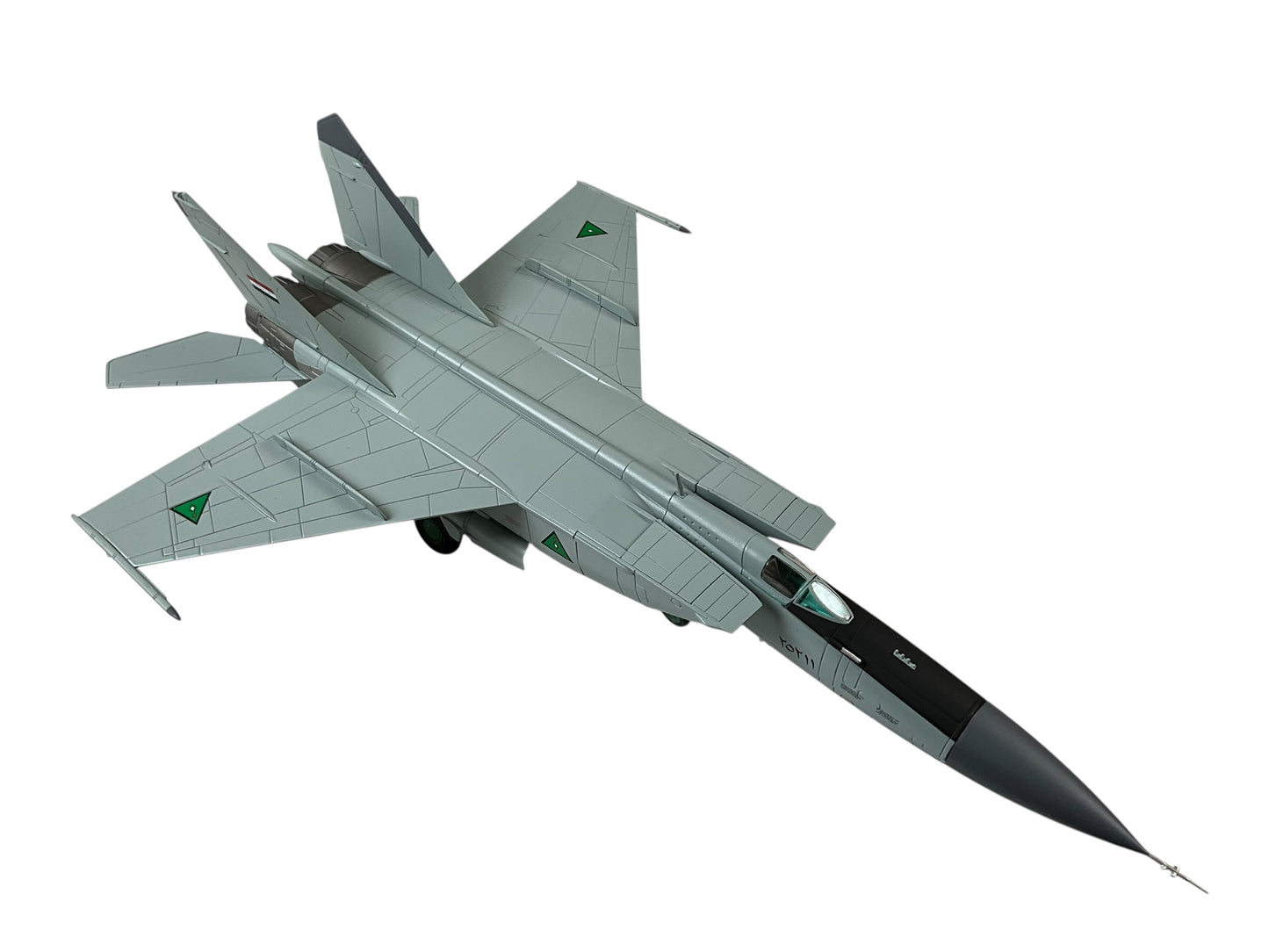 1/72 HobbyMaster (HA5602)  Mikoyan-Gurevich MiG25PDS Foxbat (25211) "The Hornet Killer"flown by Lt. Zuhair Dawood Jan17 1991, 84th Sqdn, Iraqi Air Force (Limited Edition) 2018 Release