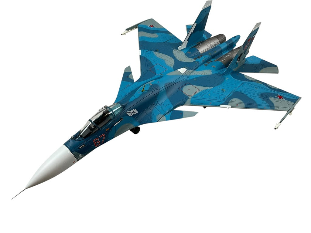 1/72 HobbyMaster (HA6401) Sukhoi SU33 Flanker-D (Red 67) 1st Aviation Squadron, 279th Shipborne Fighter Aviation Regiment, Russian Navy, Feb 2014 (Limited Edition)
