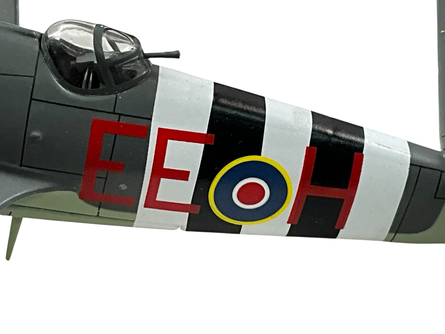 1/72 IXO Models (DDIJ00001) Bristol Beaufighter Mk.X (EE+H) "D-Day Stripes" R.A.F. Wick, England 1944,404 Sqdn Coastal Command R.C.A.F. (Limited Edition)