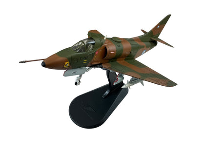 1/72 HobbyMaster (HA1404) Douglas A4B Skyhawk (C-207) "Falklands" May 1982, Fuerza Aerea Argentina (Limited Edition)