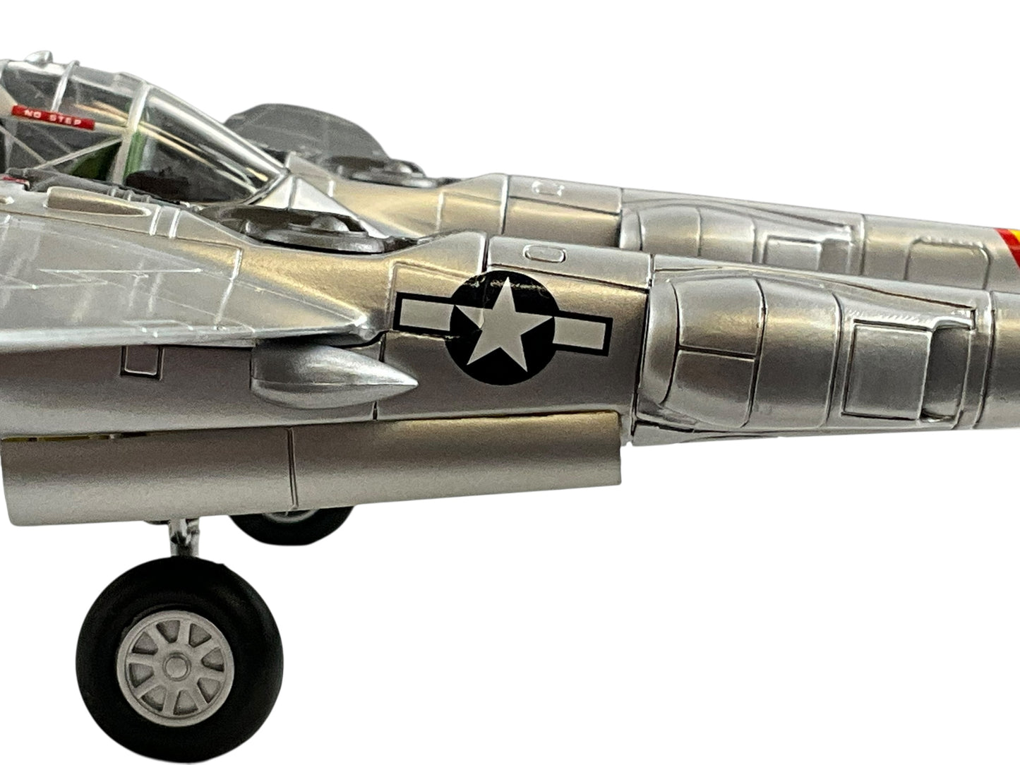 1/48 Armour/Franklin Mint (ART.98137/B11B283) Lockheed P38L-1 Lightning (44-24843 / 100) "Putt Putt Maru" Col. Charles McDonald (27 Kills) 475th F.G. 5th AF U.S.A.A.F. , Clark Field, Phillipines March 1945 WWII (Limited Edition)
