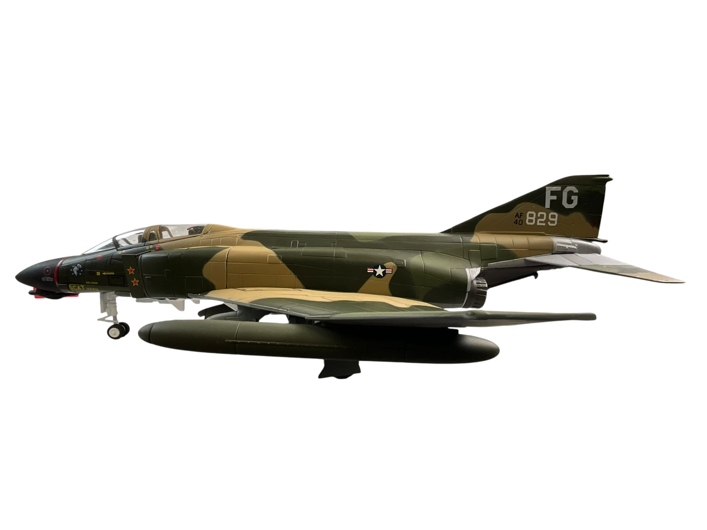 1/48 Franklin Mint/Armour (B11B169) McDonnell Douglas F4C Phantom II (64-0829) "SCAT-XXVII" flown by Col. Robin Olds (2 Kills) Vietnam War, 8th TFW, 433rd TFS, Ubon R.T.A.F.B. Thailand 1969, U.S.A.F. (Limited Edition)
