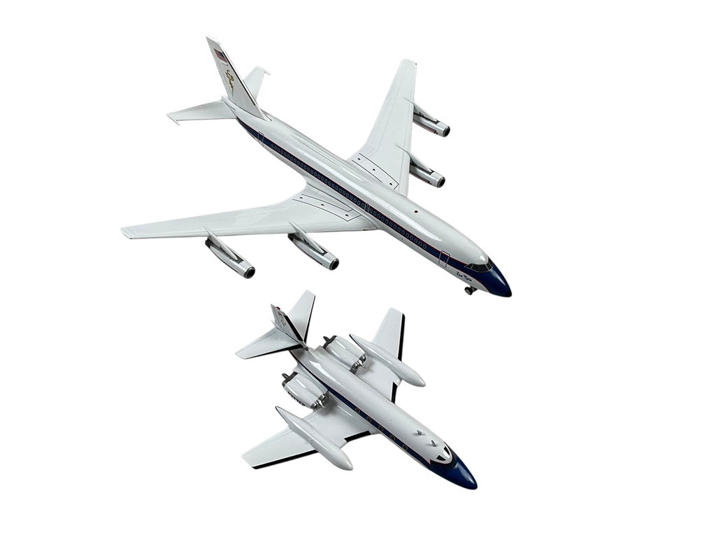 1/200 Inflight200 (TK01) Convair CV880 (N880EP) & (TK02) Lockheed L1329 JetStar (N777EP) Elvis Presley "Twin Pack" (Limited Edition)