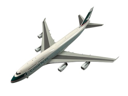 1/200 Blue Box (BBOX-CX-02 / BBOX-CATH-888) Boeing B747-467 (VR-HOT) "1994 Brush Wing Livery" Cathay Pacific (Limited Edition #115 of ONLY 240) 2013 Release
