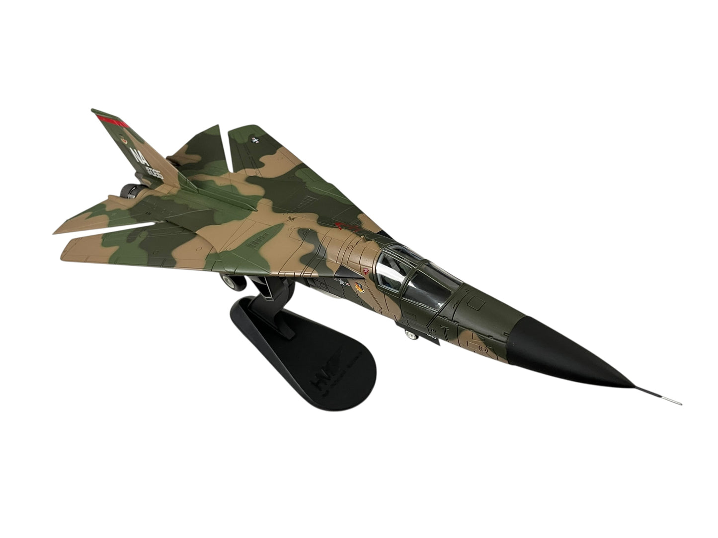 1/72 Hobbymaster (HA3001) General Dynamics F111A Aardvark (AF67-065) "Operation Linebacker" 1972 Takhli RTAFB Thailand, 474 TFW, 429 TFS Black Falcons, U.S.A.F. (Limited Edition of 3500) 2010 Release