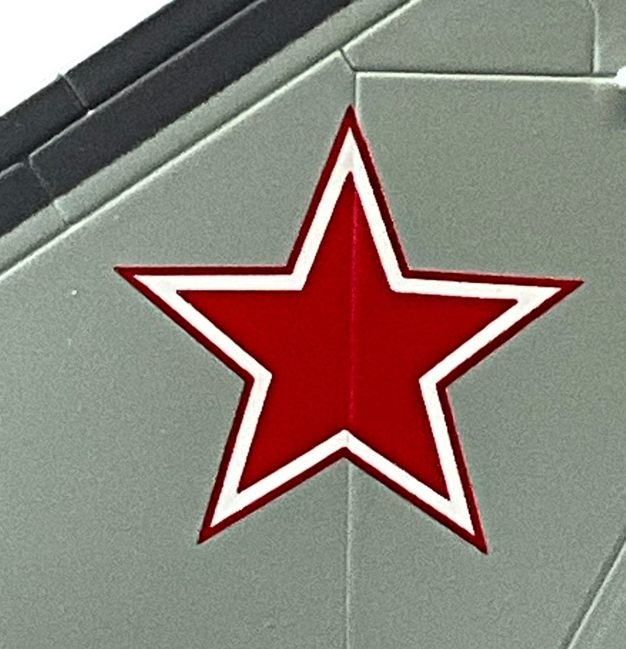 1/72 HobbyMaster (HA5601) Mikoyan MiG25P Foxbat (Red 31) flown by Lt. (Sg.) V. Belenko defection to  Hakodate, Japan 1976 513th Fighter Rgt, 11th Air Army, Soviet Air Force (Limited Edition) 2017 Release