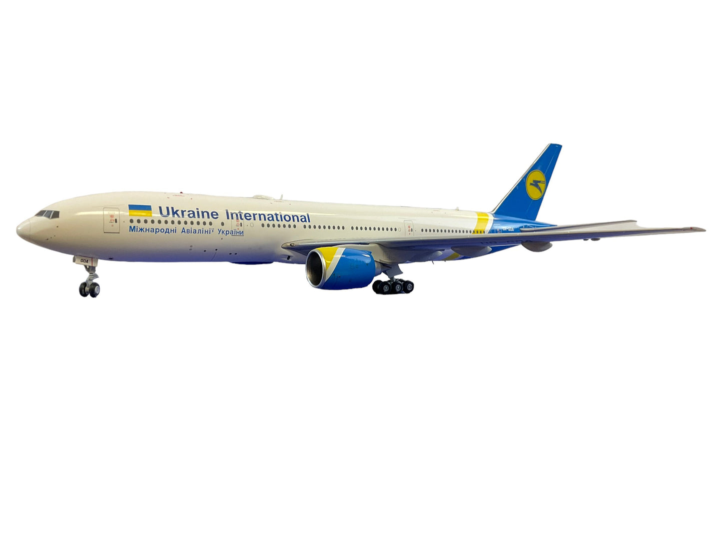 Ukrainian International Airlines Boeing 777-200ER JC Wings 1:200 Scale Die Cast Model NIB