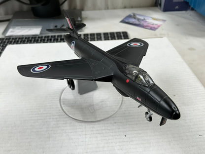 1/72 Corgi (AA49802) Hawker Hunter F Mk.6 (XF506/X) flown by S/L Peter A.Latham A.F.C. "Black Arrows" 1956-1961 No.111 Sqdn R.A.F. (Limited Edition #2790 of Only 6800) 2000 Release