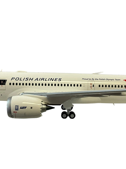 1/200 JC-WIings (JC2LOT2081) Boeing B787-8 (SP-LRH) Dreamliner (SP-LRH) * Proud To Fly the Polish Olympic Team * LOT Polish Airlines 2018 (Limited Edition)