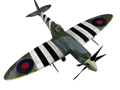 1/48 Hobbymaster (HA7103) Supermarine Spitfire Mk.XIV (RM656 / DL+F) flown by French pilot Jean Marie Maridor (4 kills & 11 V1's) 91 Sqdn R.A.F. Aug.3 1944 (Limited Edition of 1751)