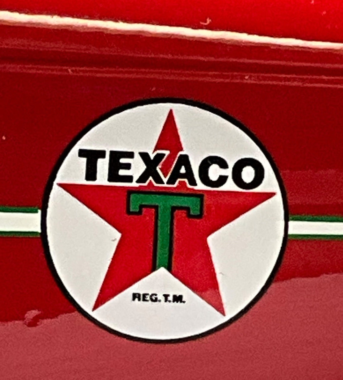 1/48 (Liberty Classics) Wings of Texaco (CP7151) 1945 Beechcraft18 (NC20757) "Twin Beech" #22 in the Series Special, Red Edition, Texaco (Limited Edition) 2014 Release