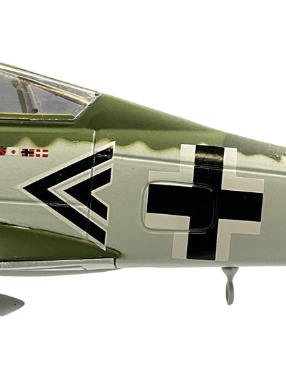1/48 Franklin Mint/Armour (B11B586/98163) Focke-Wulf Fw190A flown by WWII Ace (68 Kills) Hptm. Fritz Losigkeit, Kdr. I/JG1 Deutsche Reich Luftwaffe (Limited Edition)