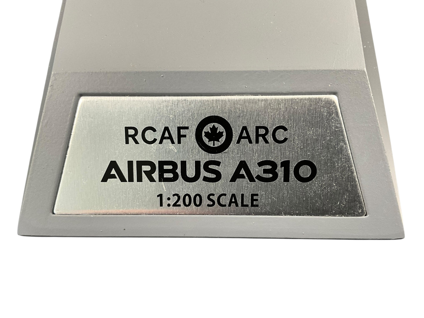 1/1200 Inflight200 (IF310RCAF05) Airbus A310-304MRTT (CC150) Polaris (15005) Lo-Vis Grey Camo (CFB Trenton, Ont) 437 "Husky" Sqdn  R.C.A.F. (Limited Edition) 2020 Release