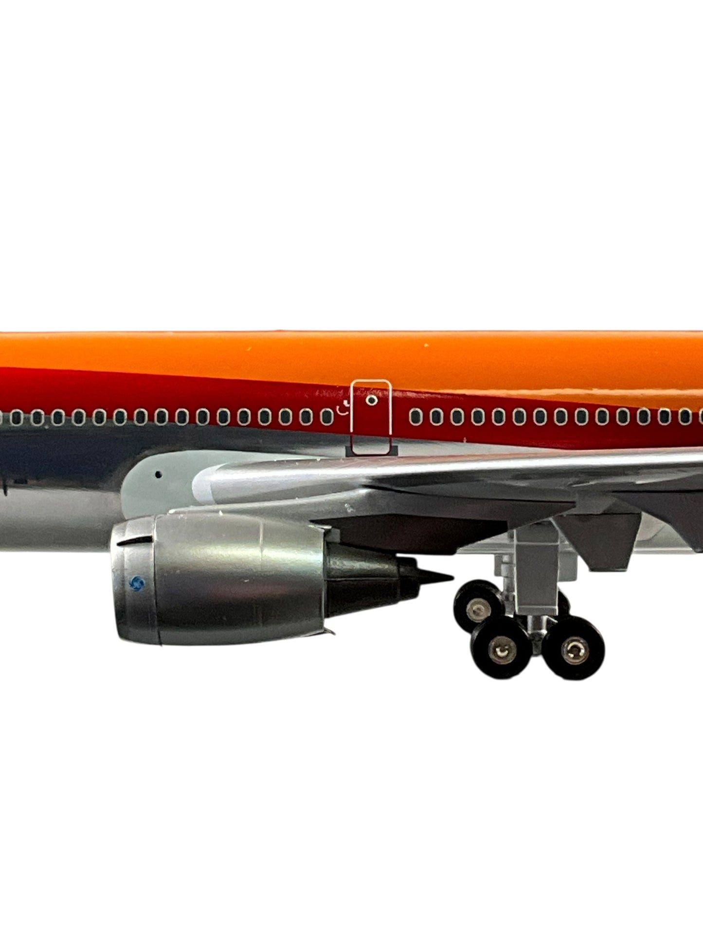 1/200 Inflight200 (IF103CP0625P) McDonnell Douglas DC10-30ER (C-GCPI) "Empress of Honolulu"CP Air (Limited Edition of Only 144) 2025 Release