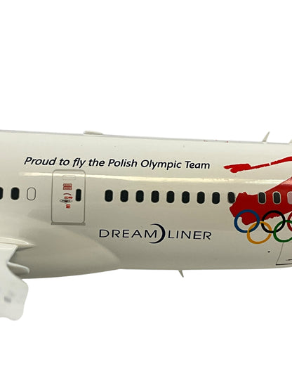 1/200 JC-WIings (JC2LOT2081) Boeing B787-8 (SP-LRH) Dreamliner (SP-LRH) * Proud To Fly the Polish Olympic Team * LOT Polish Airlines 2018 (Limited Edition)