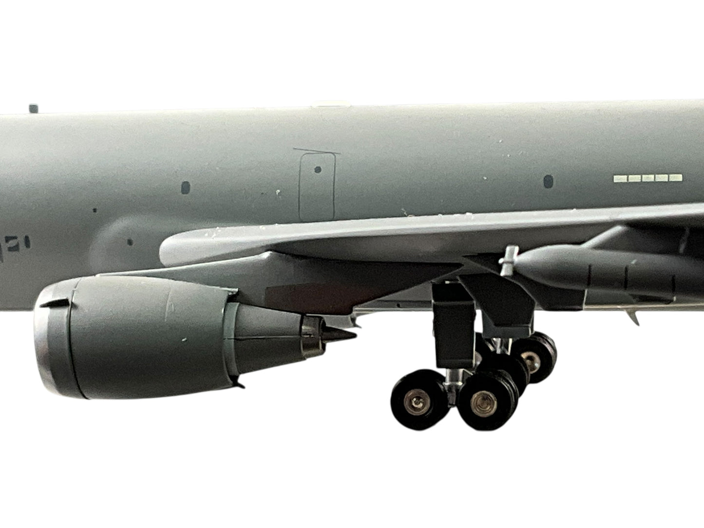 1/200 Inflight200 (IFKC10USAF433-2) McDonnell Douglas KC10A Extender (90433) "Air Mobility Command Museum" @ Dover AFB, Delaware formerly with Joint Base McGuire-Dix-Lakehurst, New Jersey, 305th AMW & 514th AMW, AMC, U.S.A.F (Lmited Edition) 2025 Release