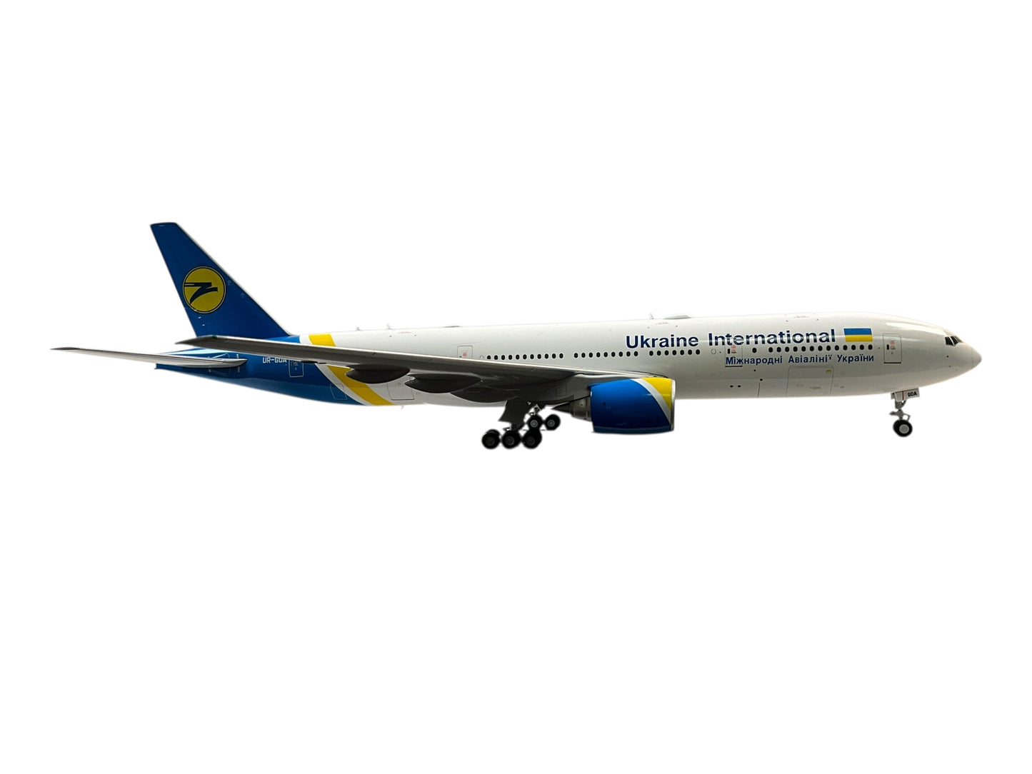 1/200 JC Wings (LH2AUI120) Boeing B777-200ER (UR-GOA) Ukraine International Airlines (Limited Edition) 2018 Release