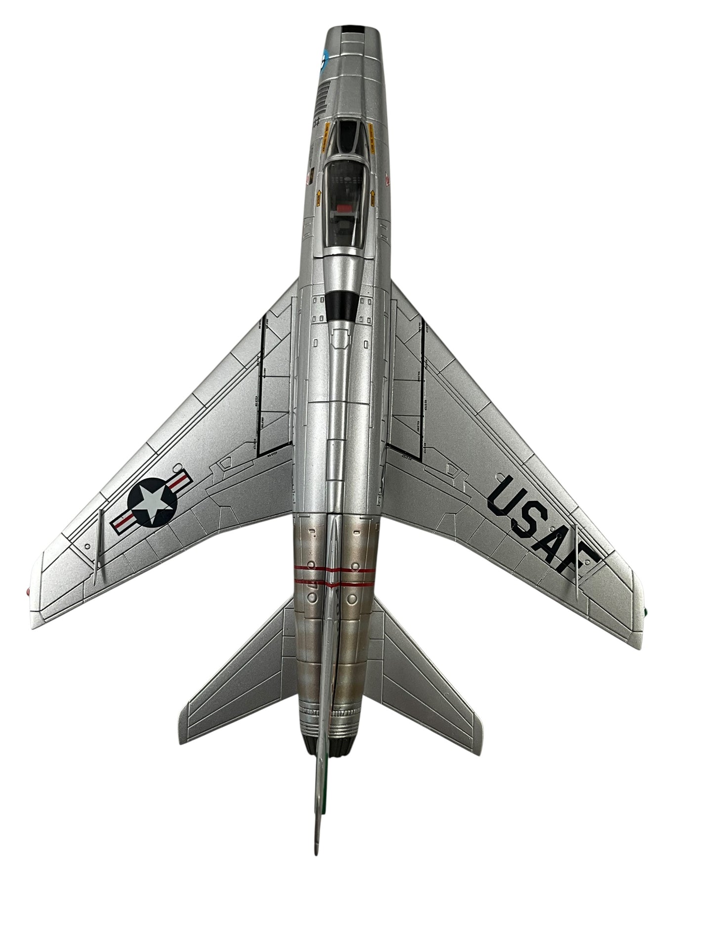 1/72 HobbyMaster (HA2101) North American F100D Super Sabre (053604) flown by Lt.Col. Harold E. Comstock July 1966 Bien Hoa AB, South Vietnam 481st TFS 27th TFW, U.S.A.F. (Limited Edition of 2500)