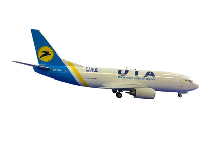 Ukrainian International Airlines Cargo Boeing 737-300 JC Wings 1:200 Scale Die Cast Model NIB