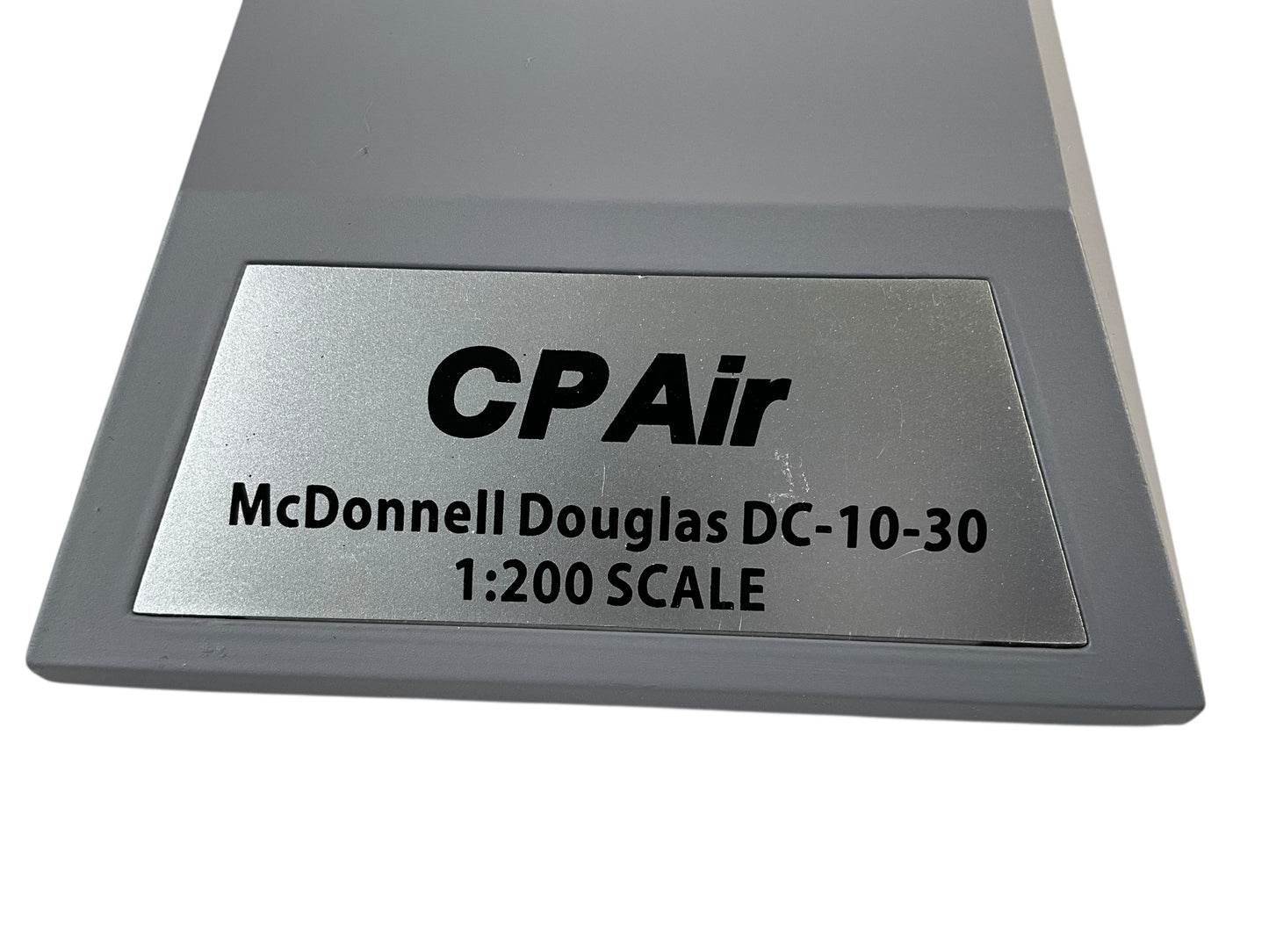 1/200 Inflight200 (IF103CP0625P) McDonnell Douglas DC10-30ER (C-GCPI) "Empress of Honolulu"CP Air (Limited Edition of Only 144) 2025 Release