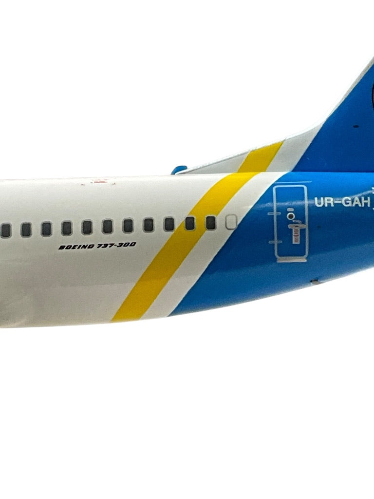 1/200 JC Wings (XX2691) Boeing B737-300W (UR-GAH) Ukraine International Airlines (Limited Edition)