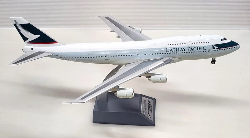 1/200 Blue Box (BBCATH888) Boeing B747-400 (VR-HOT) Cathay Pacific (Limited Edition) 2019 Release