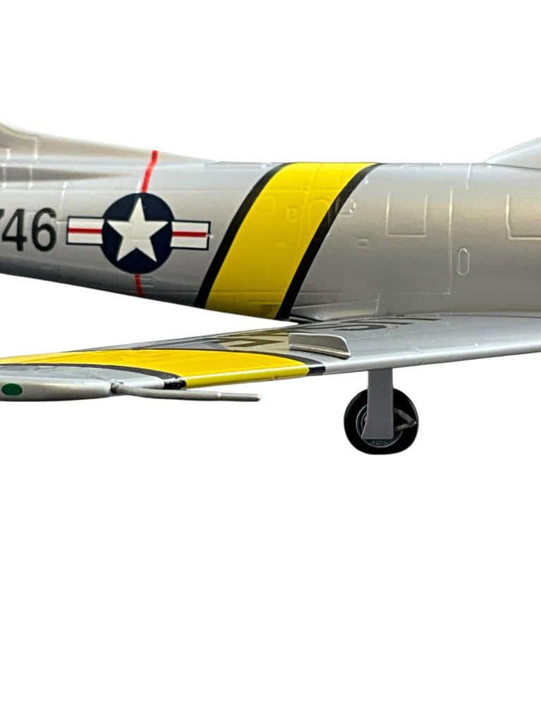 1/48 Franklin Mint/Armour (B11B925 ) North American F86E Sabre (FU746) "Lady Francis" flown by Colonel Francis S. Gabreski (5 Kills) & "Michigan Center" by Major William H. Westcott 25th FS, 1st FW , U.S.A.F. Sout Korea Oct 1951 (Limited Edition)