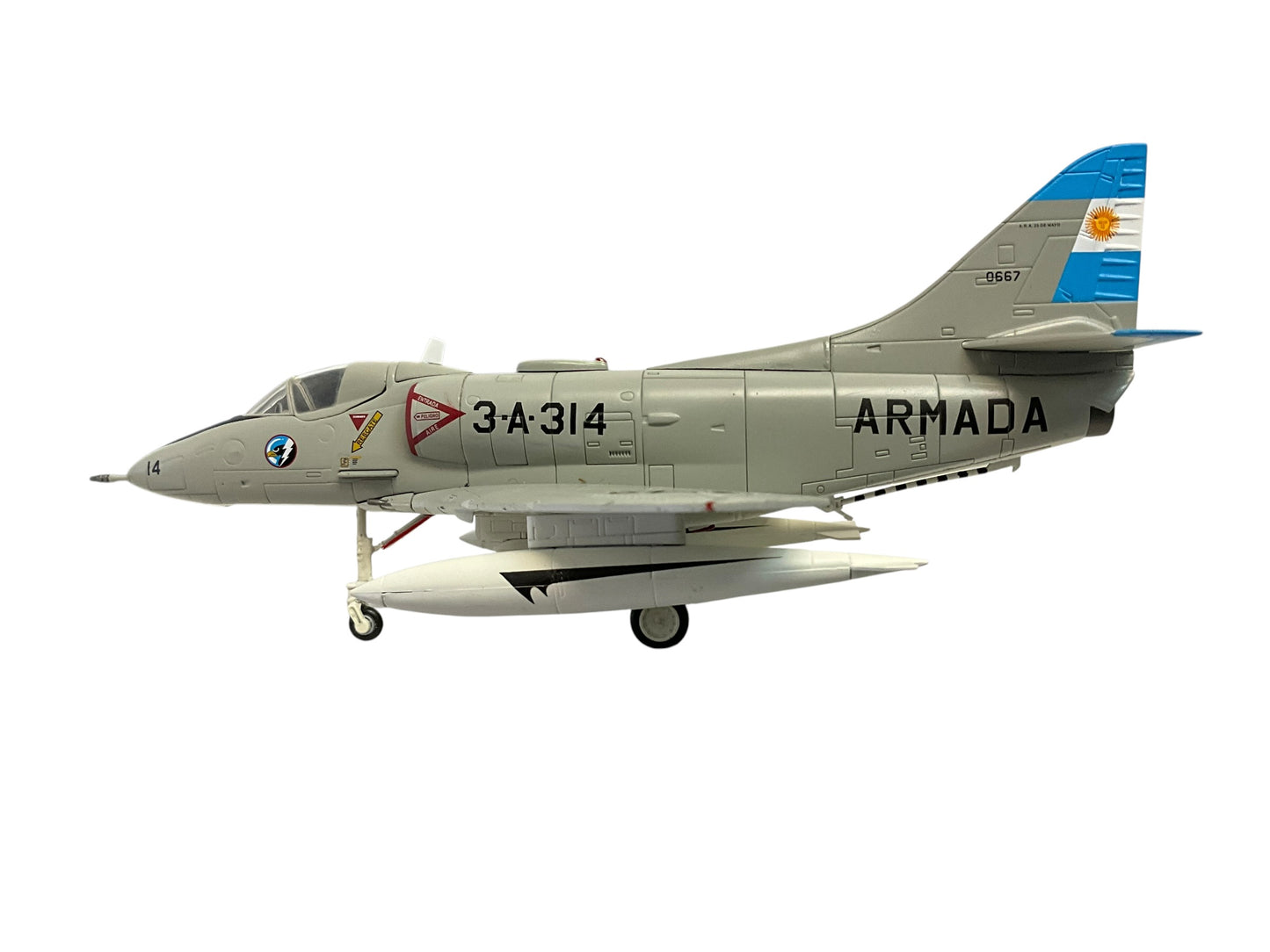 1/72 HobbyMaster (HA1419) Douglas A4Q Skyhawk (3A-314) flown by Lt. Marcelo Gustavo Marquez, Falklands May 1982, 3 Escuadrilla de Caza y Ataque, Armada Argentina (Limited Edition of Only 700)