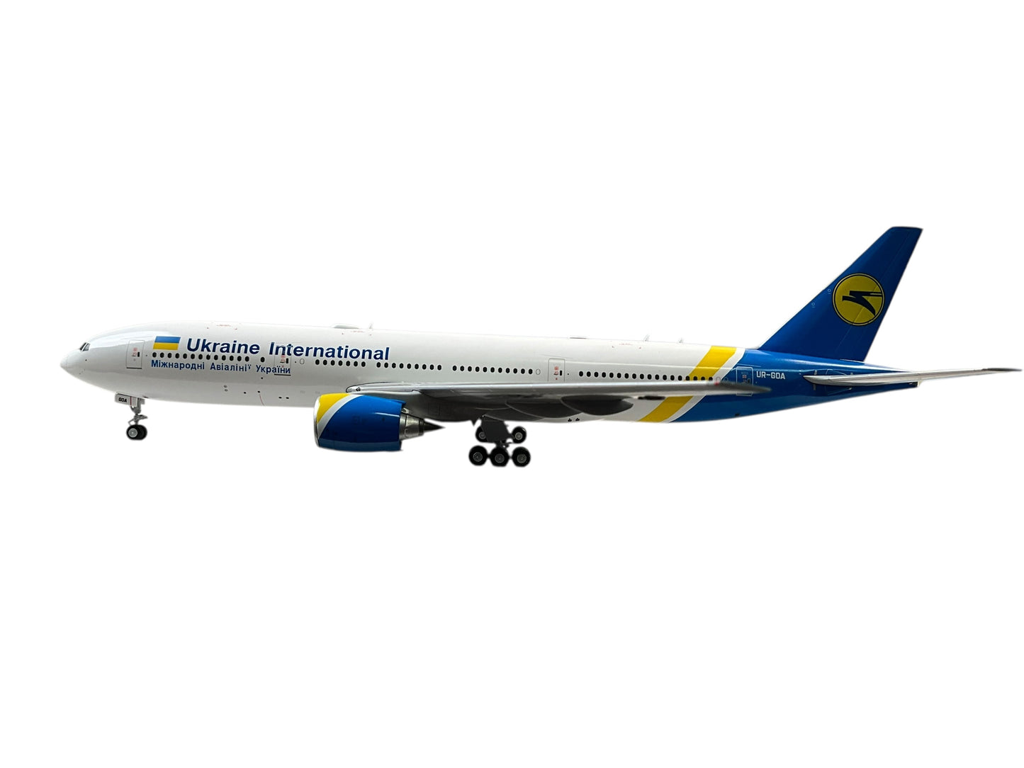 1/200 JC Wings (LH2AUI120) Boeing B777-200ER (UR-GOA) Ukraine International Airlines (Limited Edition) 2018 Release