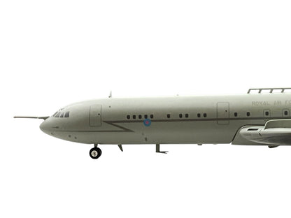 1/200 1st Choice200 (FC-VC1001) Vickers VC10-K2 (ZA144) Lo-Vis Grey Camo 101 Sqdn R.A.F. (Limited Edition) 2008 Release