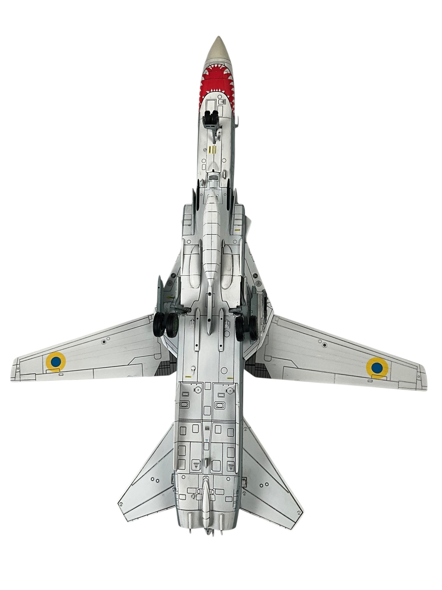 1/72 Calibre Wings (CA722402) Sukhoi Su24MR Fencer-E (Yellow 15) Starokostiantyniv AB, 7 BrTA, Ukraine Air Force (Limited Edition #018 of Only 800)
