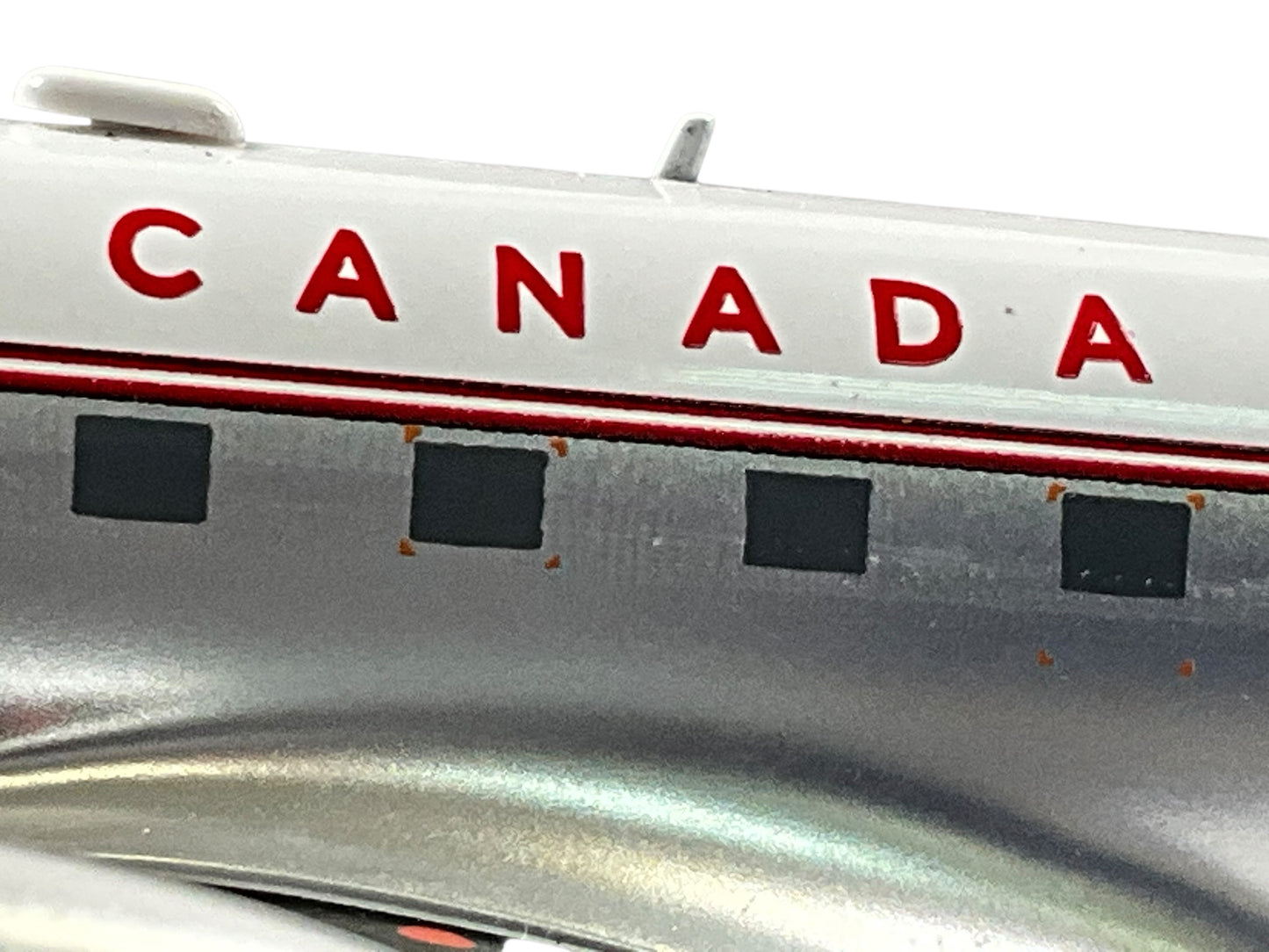 1/200 Inflight200 (IFDC3RCAF33) Douglas C47 (DC3) Dakota (12933) 1980's "Polished Aluminum, White & Day Glo Lightning Bolt Livery" Canadian Armed Forces (Limited Edition of ONLY 180) 2026 Release