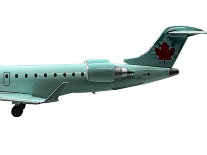 1/200 GEMINI200 BOMBARDIER CRJ705 AIR CANADA EXPRESS JAZZ (LIMITED EDITION)