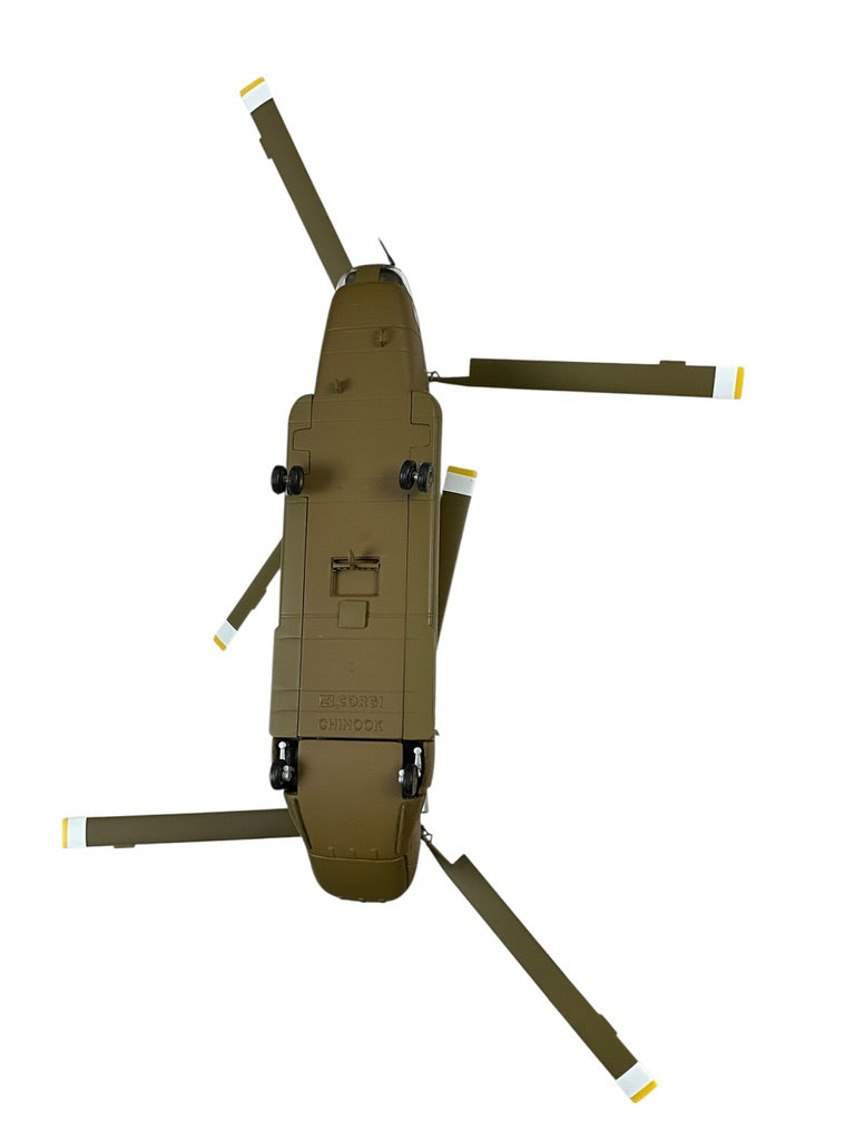 1/72 Corgi (AA34201) Boeing Vertol CH47C Chinook (15846) Schwabish-Hall, Germany, 1975, 180th Aviation Company, U.S. Army (Limited Edition)