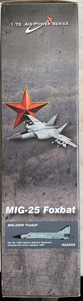 1/72 Hobbymaster (HA5606) Mikoyan MiG25PD Foxbat (Red 49) Vaislkov 1995, 146th Fighter Regiment, Ukraine Air Force (Limited Edition)