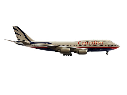 1/200 Inflight200  (IF7440717) Boeing B747-475 (C-GMWW) "Maxwell W. Ward" 2nd C.A.I. - Landor "Proud Wings" Livery - Canadian Airlines International (Limited Edition)